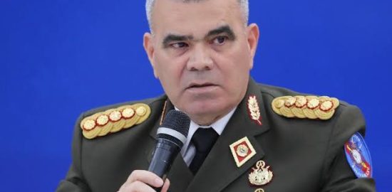 Delcy Rodríguez destituye a Padrino López tras más de una década como ministro de Defensa